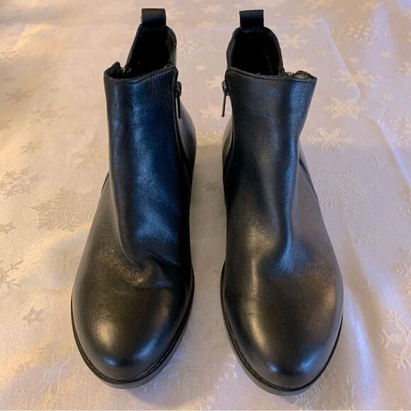David Tate Black Leather Ankle Boots Zippers on Each Side Sz 10.5 Gorgeous - Picture 3 of 7